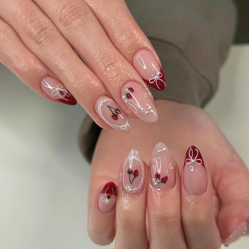 nail vẽ đỏ đầu móng