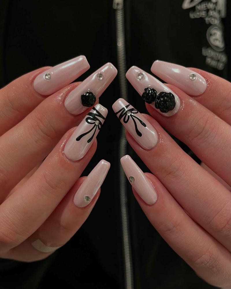 nail vẽ hoa hồng