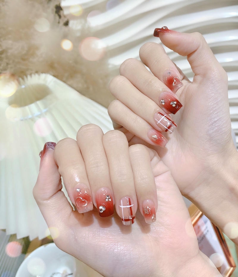 nail vẽ kẻ