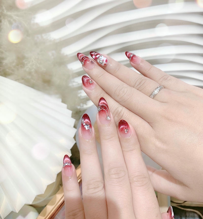 nail vẽ mắt mèo