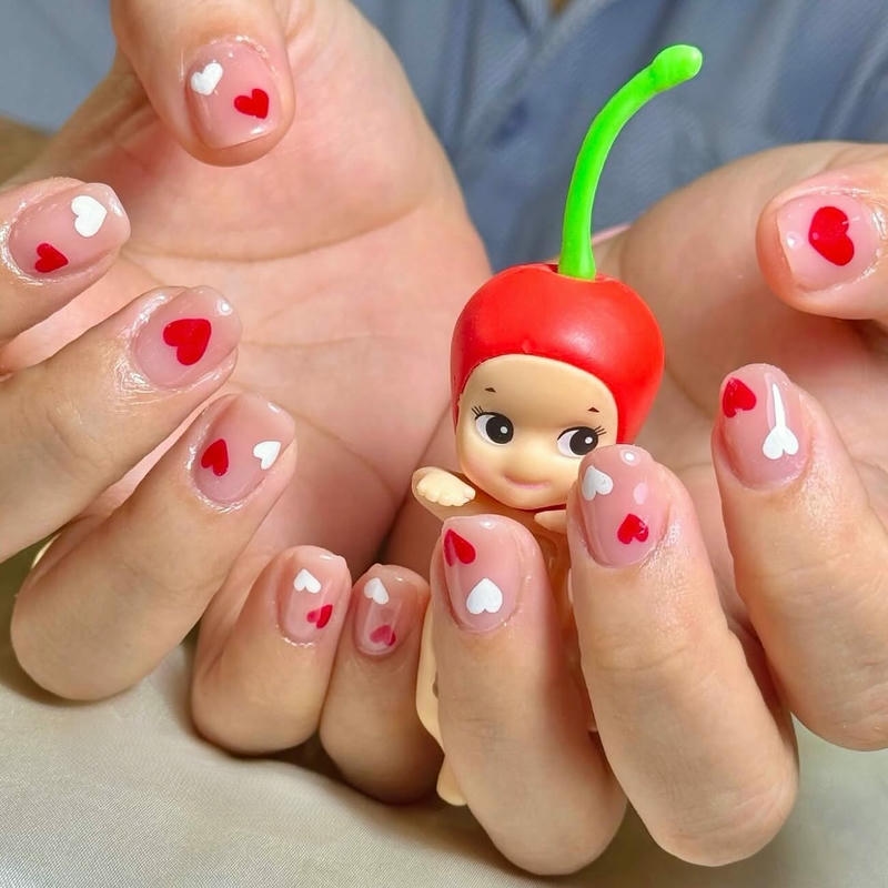 nail vẽ tim