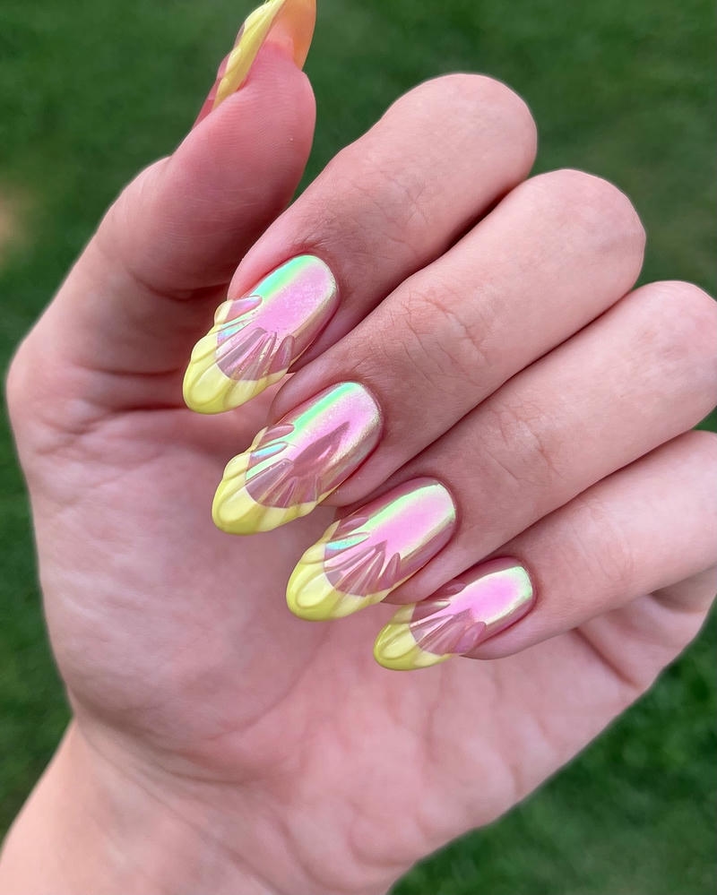 nail vỏ sò sơn đầu móng vàng