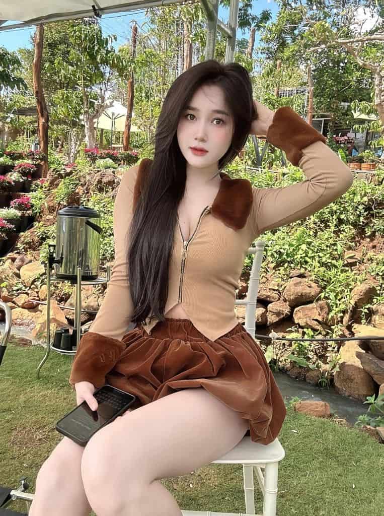Ảnh hotgirl đời thường xinh.
