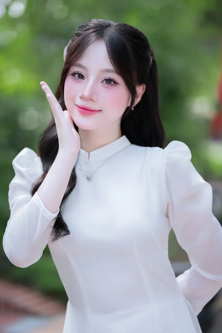 Gái xinh áo dài thuần