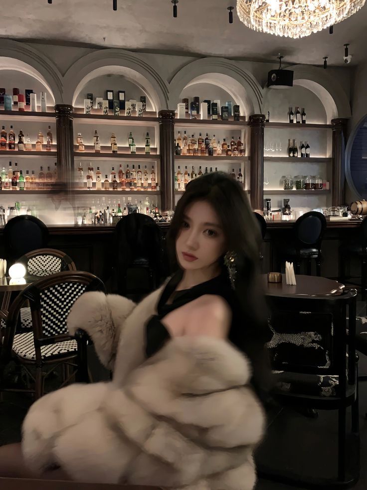 Gái xinh đi bar gợi cảm