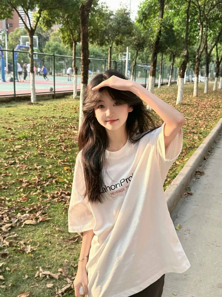 Gái xinh genZ nhẹ nhàng.