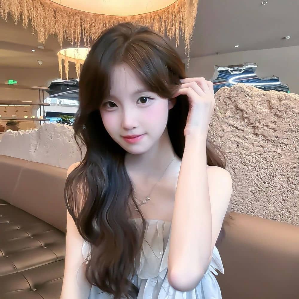 Khúc Thi Hương dịu dàng