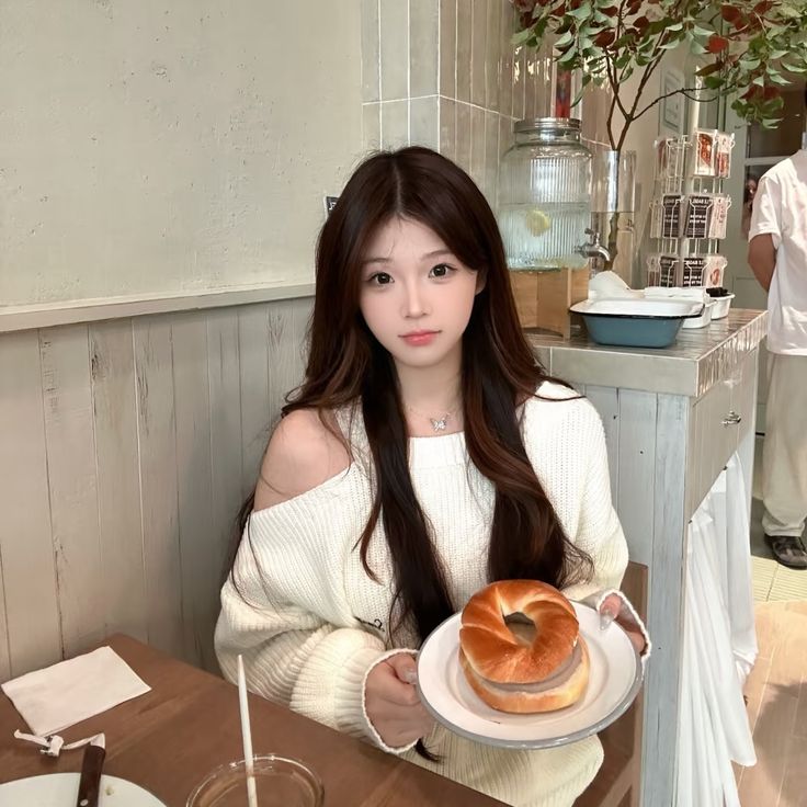 Khúc Thi Hương nhẹ nhàng