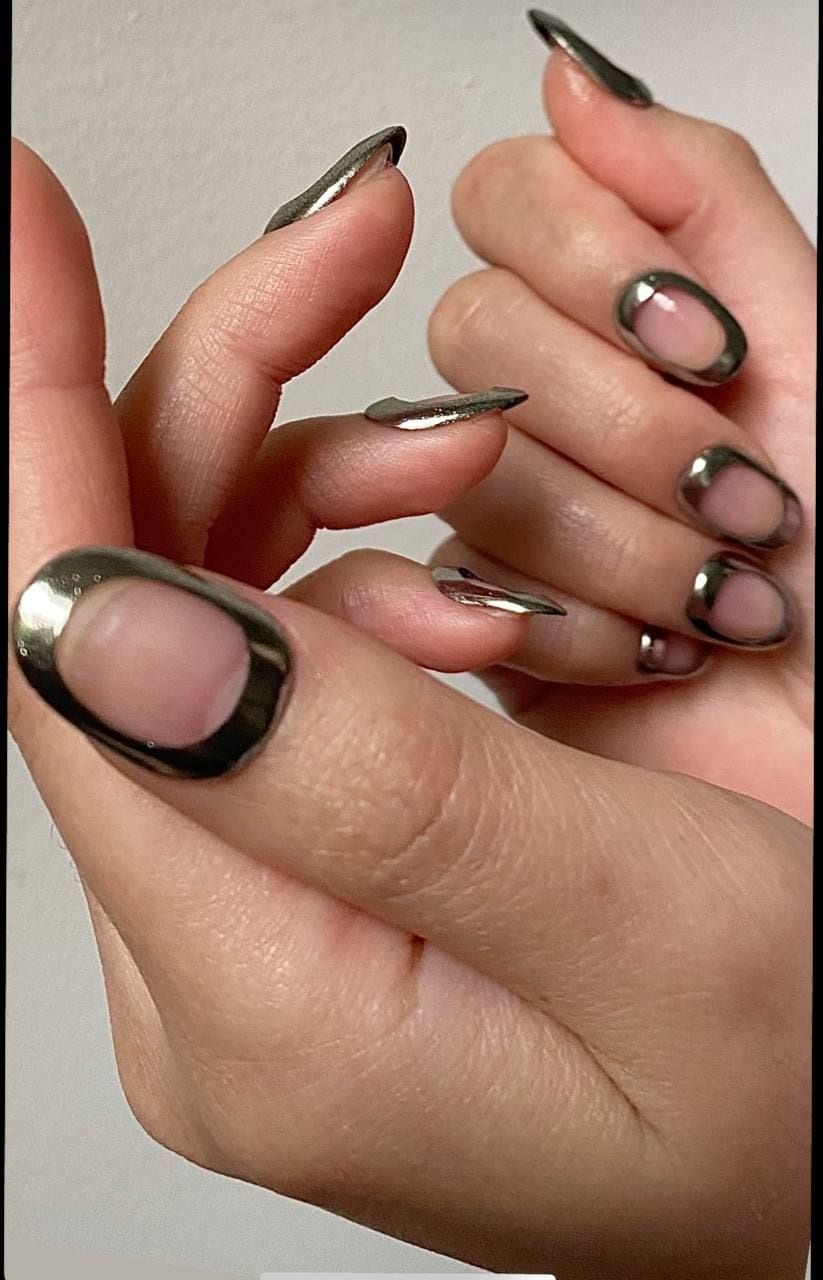 Nail jennie phong cách hiện.