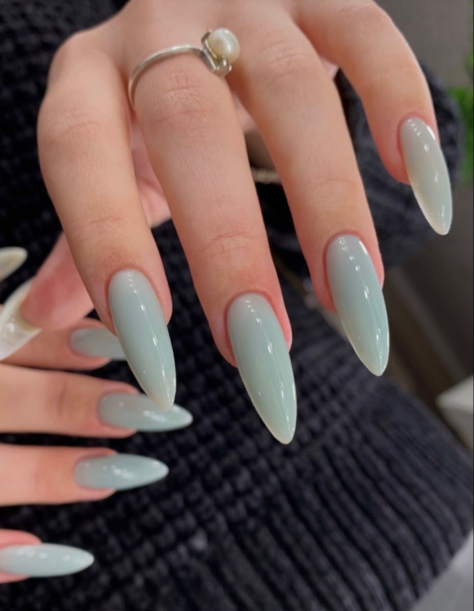 Nail kem chảy cá tính