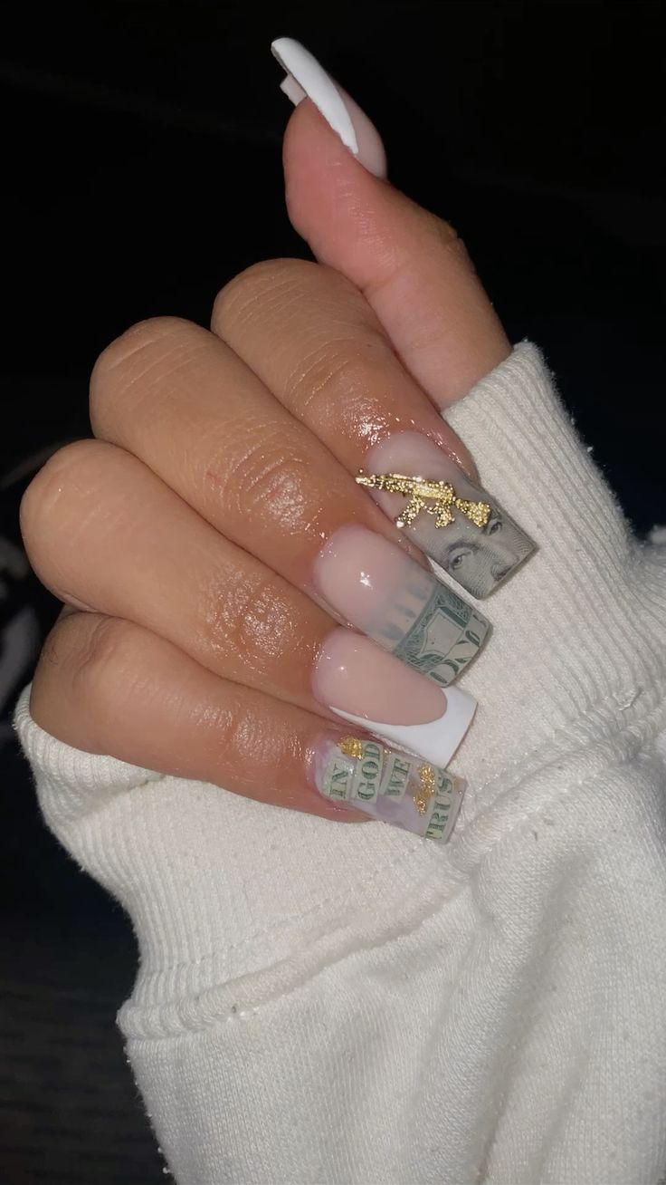 Trang trí nail dior đính đá