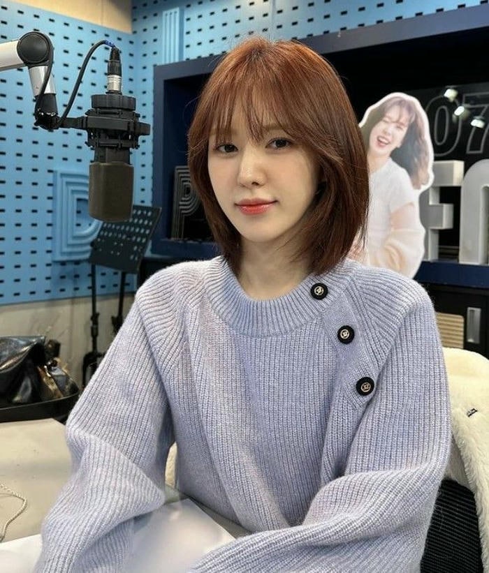 ảnh tóc mái cực cute