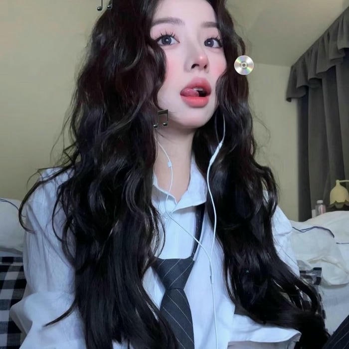 ảnh tóc uốn xinh đẹp