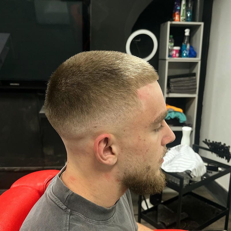 buzz cut để râu