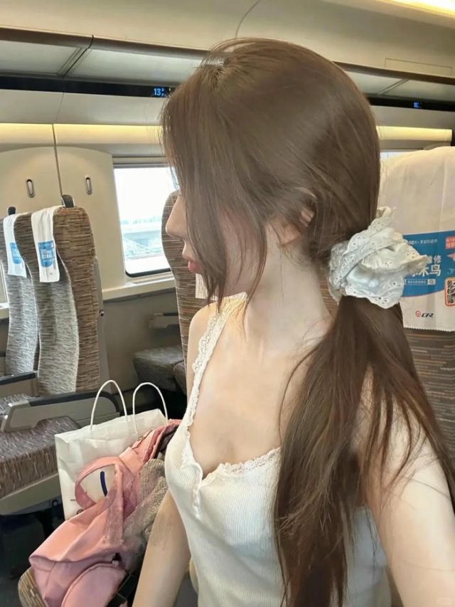 nâu khói mái mưa