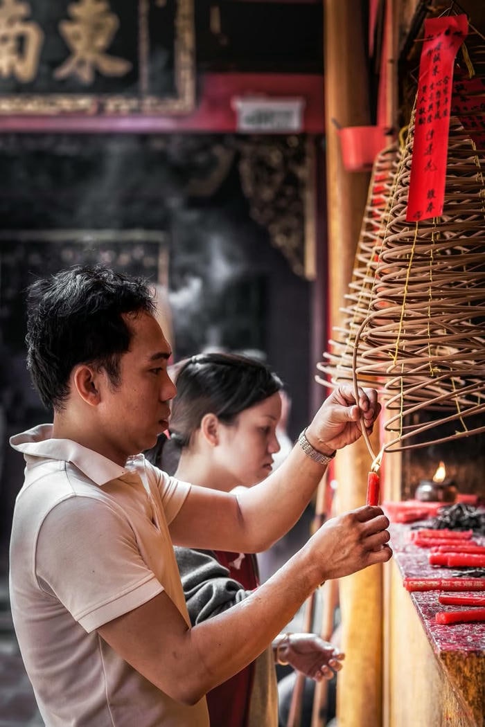 hình ảnh thắp hương hd