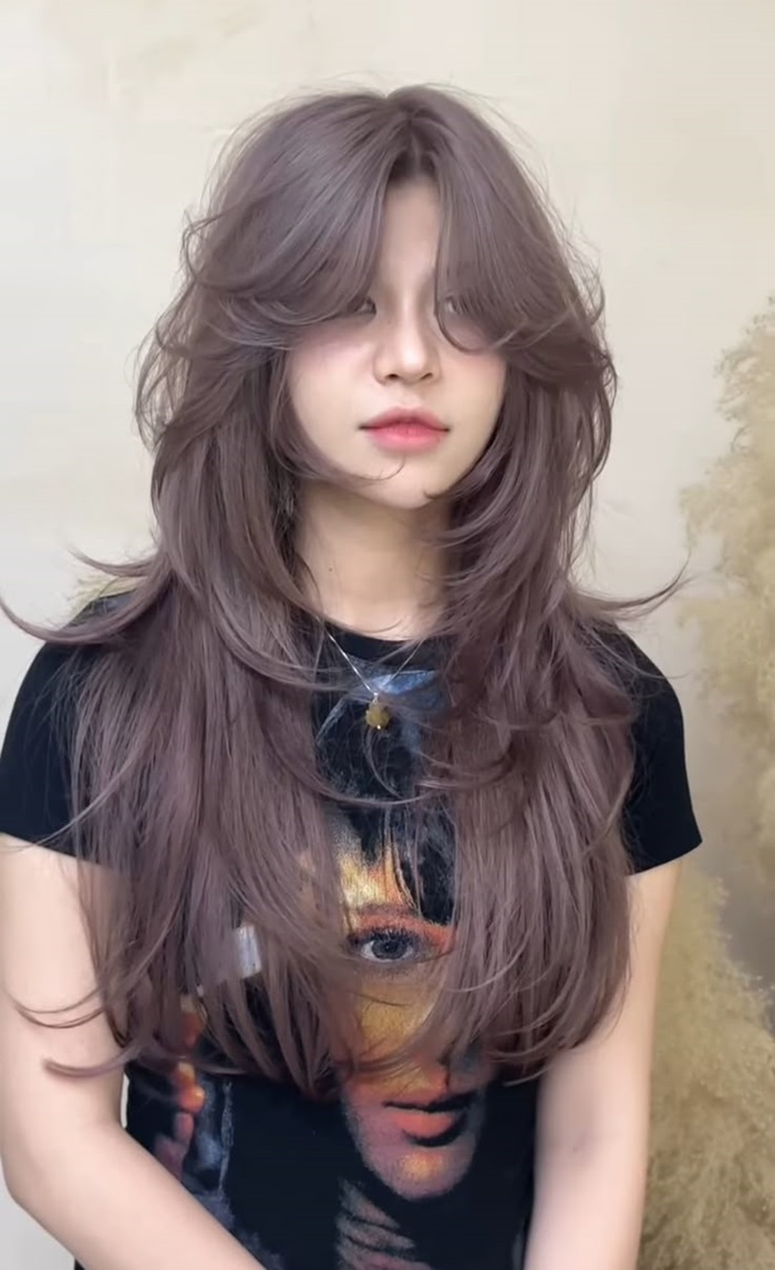 màu tóc tím khói cute