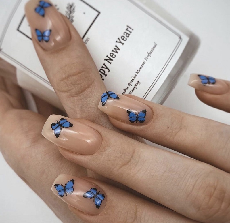nail buom 4