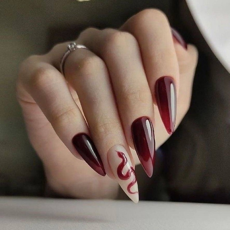 nail con rắn 1