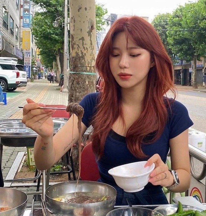 nâu đỏ cherry xinh
