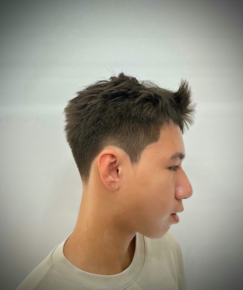 tóc nam ngắn dành cho trán cao