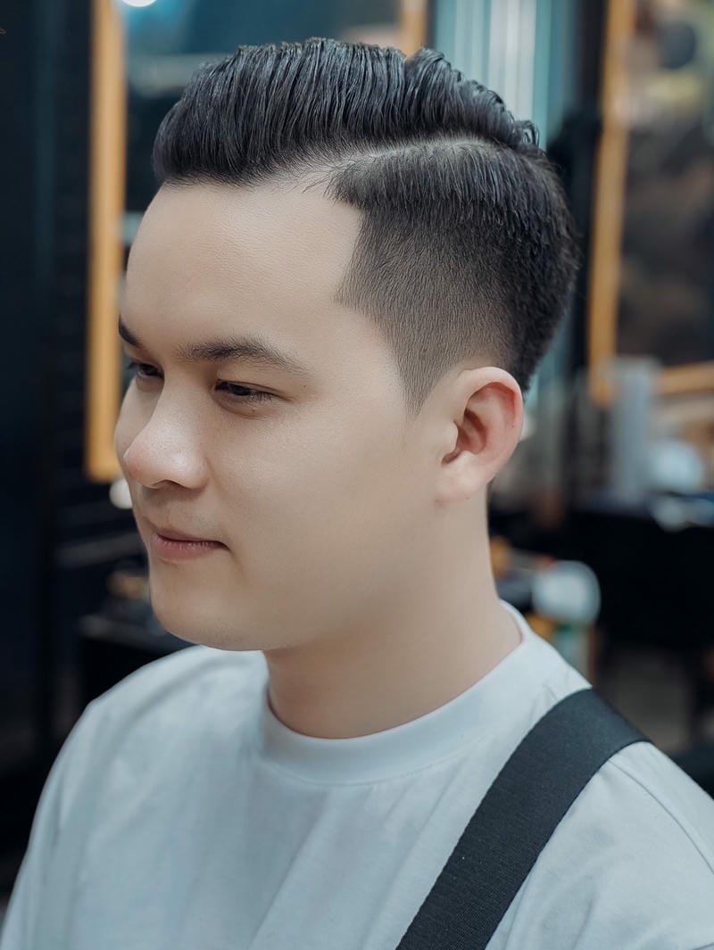 tóc nam ngắn mặt tròn đẹp