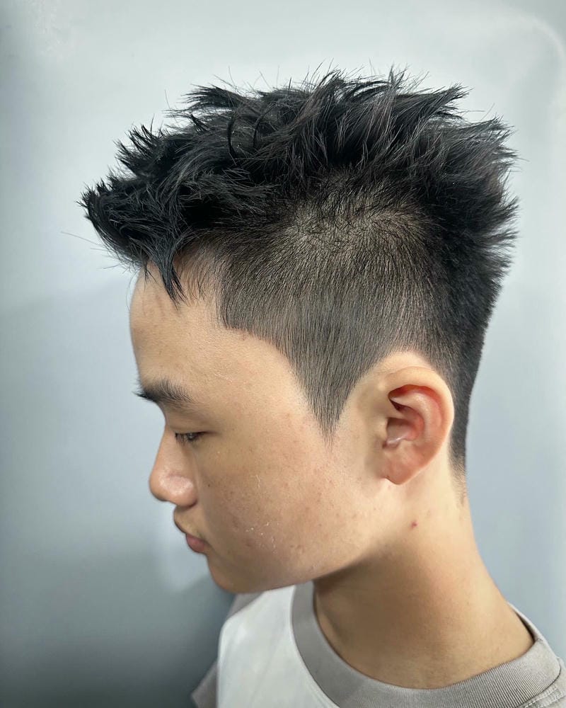 tóc nam ngắn vuốt xù