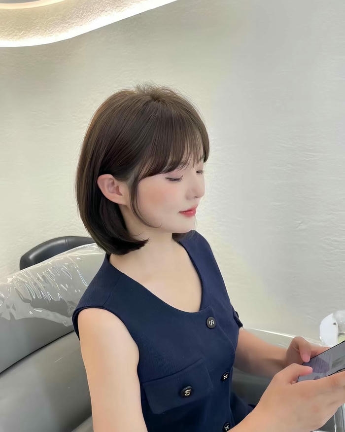 tóc ngắn cụp