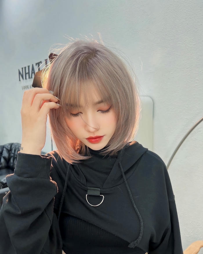 tóc ngắn màu khói