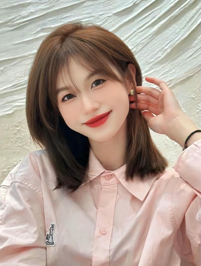 tóc ngắn màu nâu