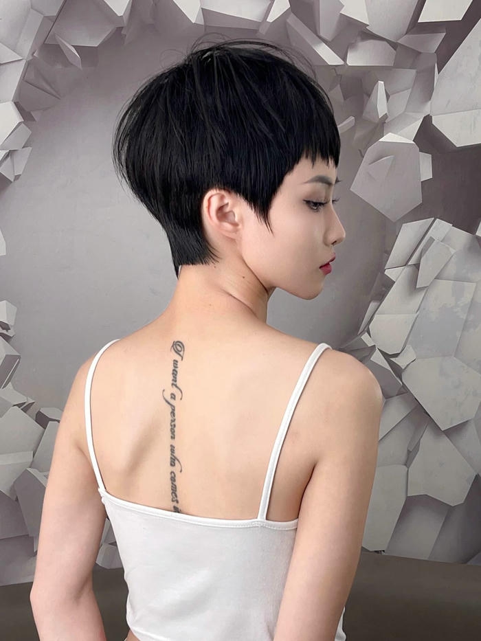 tóc ngắn tom boy