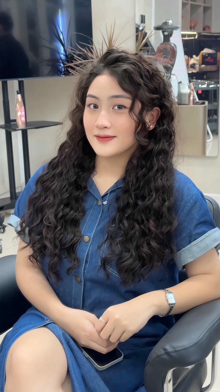 tóc xoăn siêu đẹp
