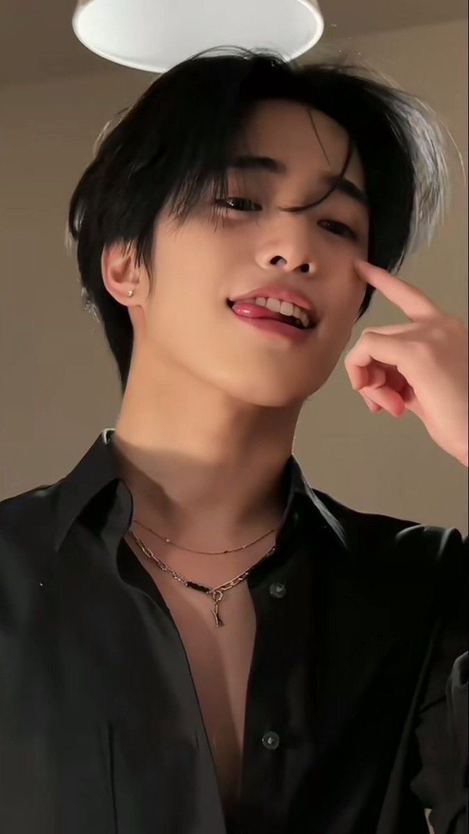 Ảnh đời thường trai 18