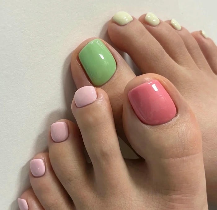 ảnh nail chân màu nude đẹp cực