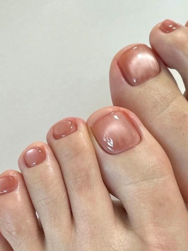 mẫu nail chân màu nude cực đẹp