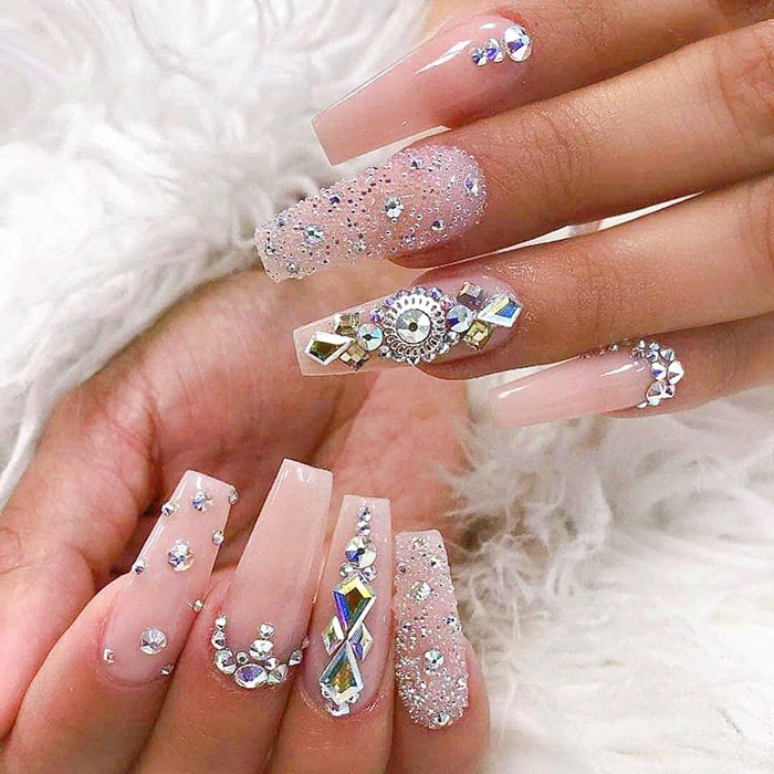 hình nail rắc đá đẹp cực