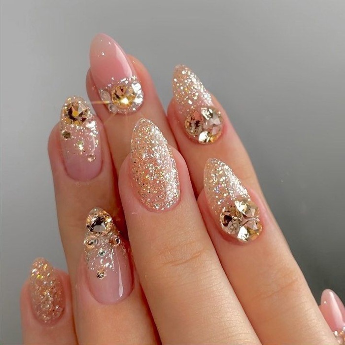 hình nail rắc đá