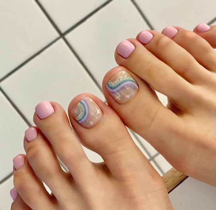 mẫu nail chân nhiều màu