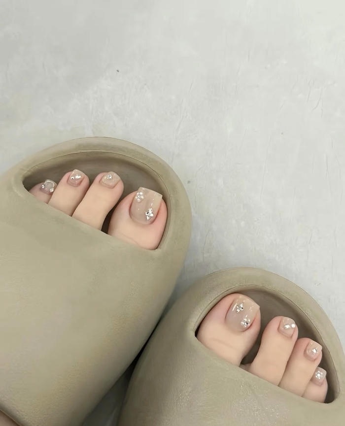 nail chân màu nude cực đẹp