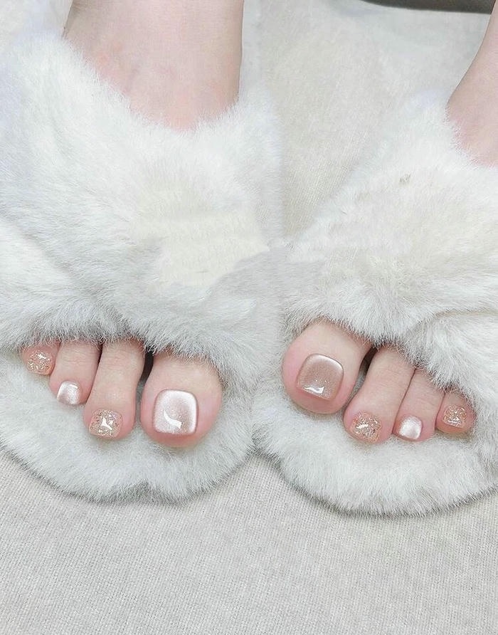 nail chân màu nude đẹp cực