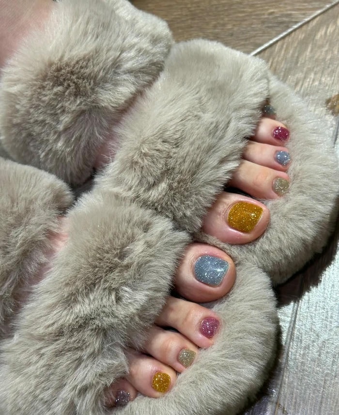 nail chân nhiều màu cực đẹp