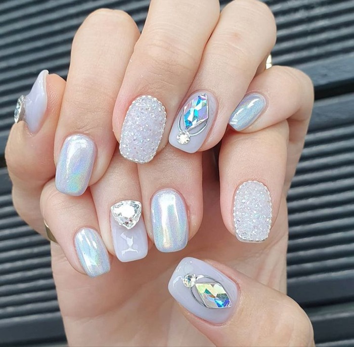nail rắc đá sang