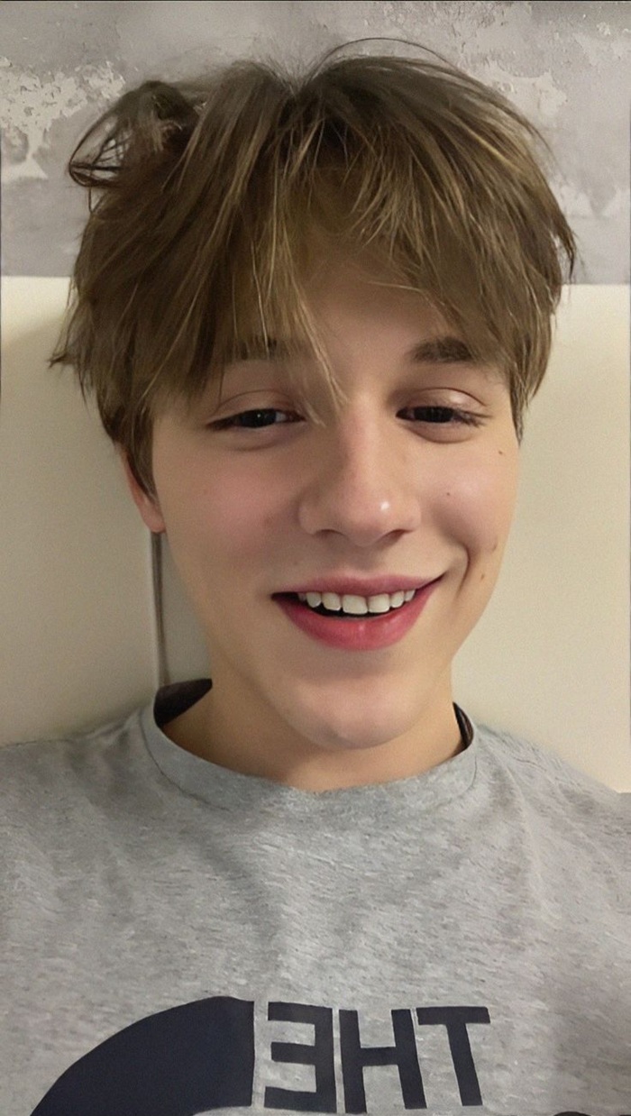trai tay