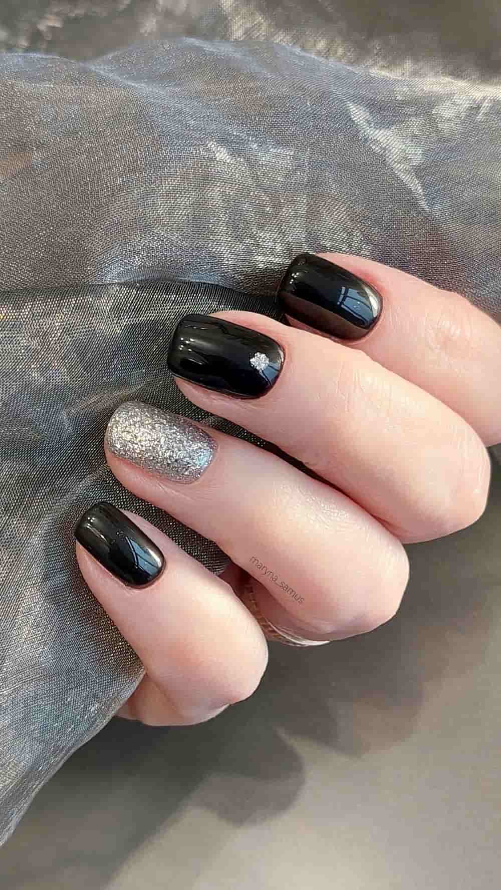 Mẫu móng tay đẹp tự nhiên.