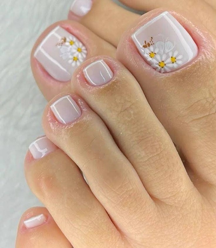 mẫu móng chân đẹp sáng da
