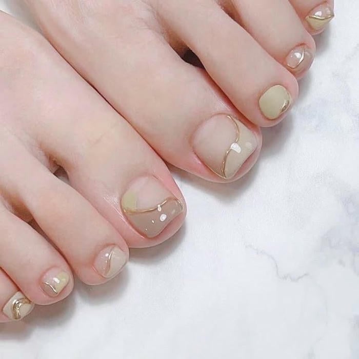màu móng chân đẹp sáng da