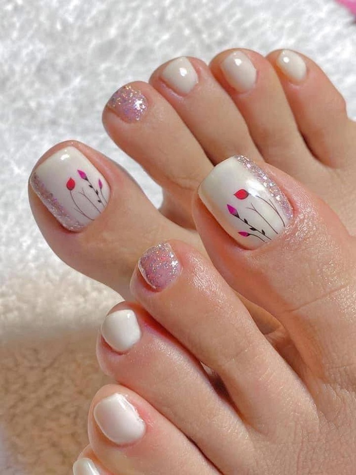 màu nail sáng da chân siêu đẹp cực đẹp