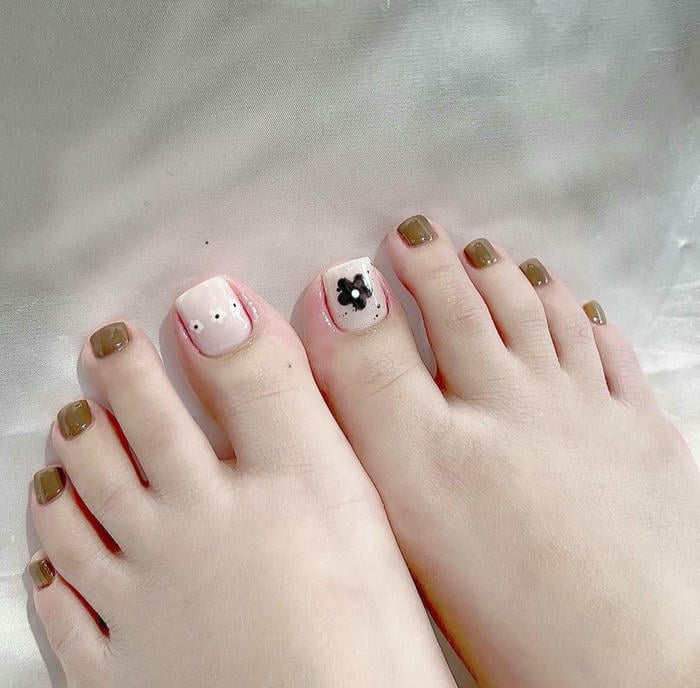 màu nail sáng da chân siêu đẹp