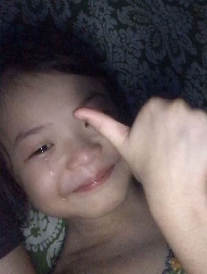 meme crying bựa