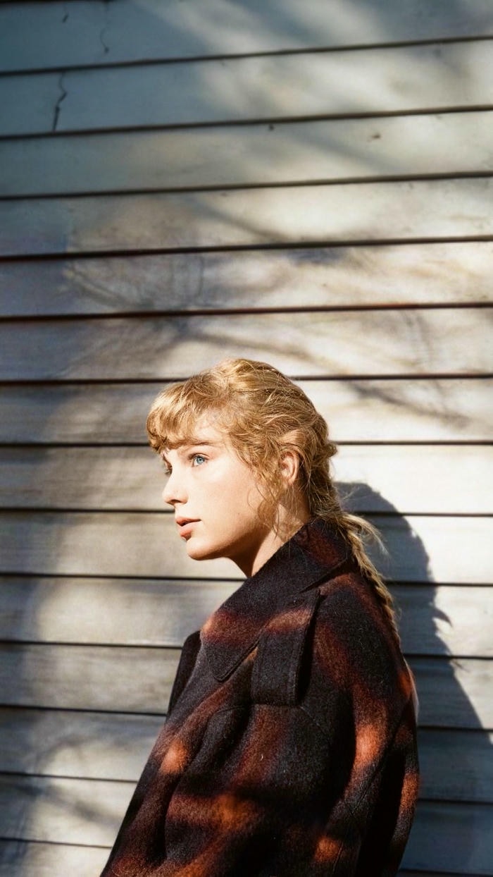 hình nền taylor swift buồn